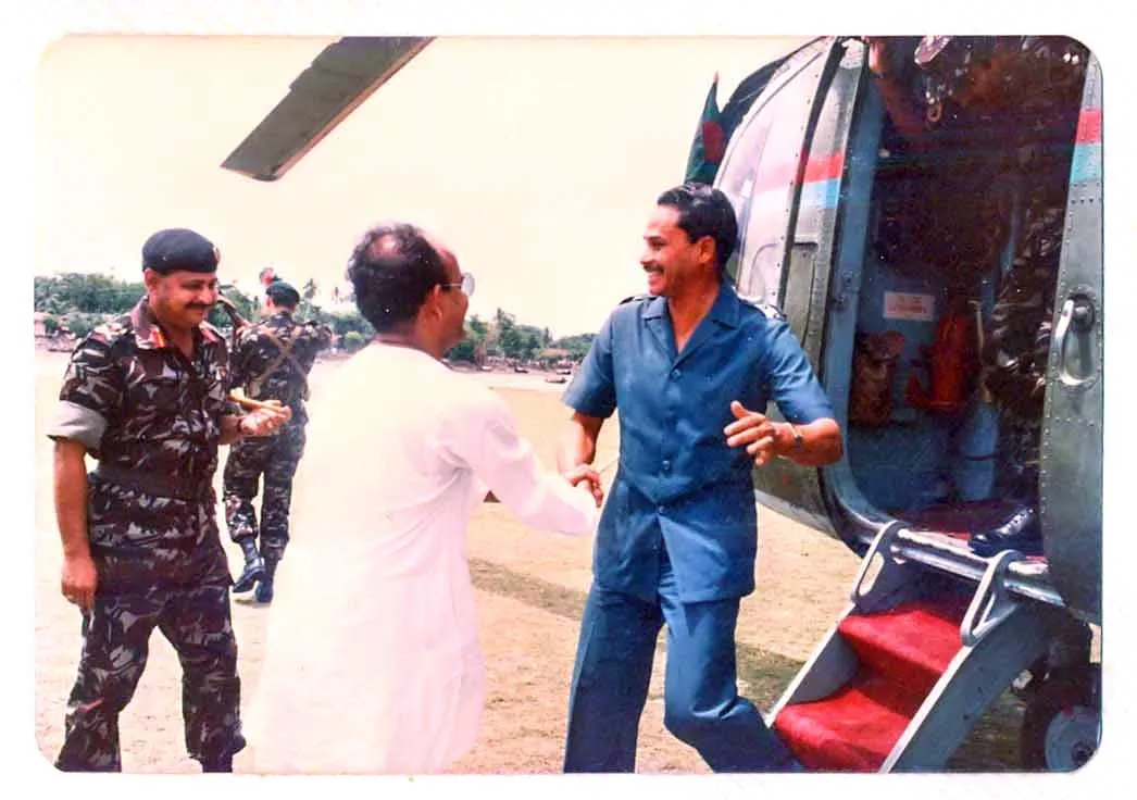 Anwar Hossain Manju photo 3